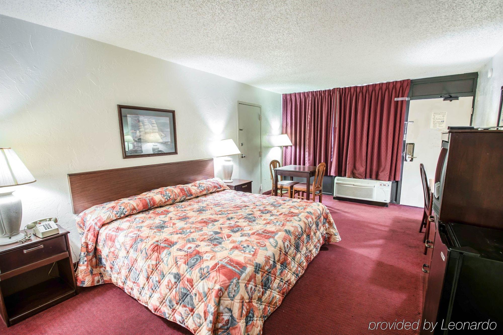 Rodeway Inn & Conference Center ออเรนจ์พาร์ค ภายนอก รูปภาพ