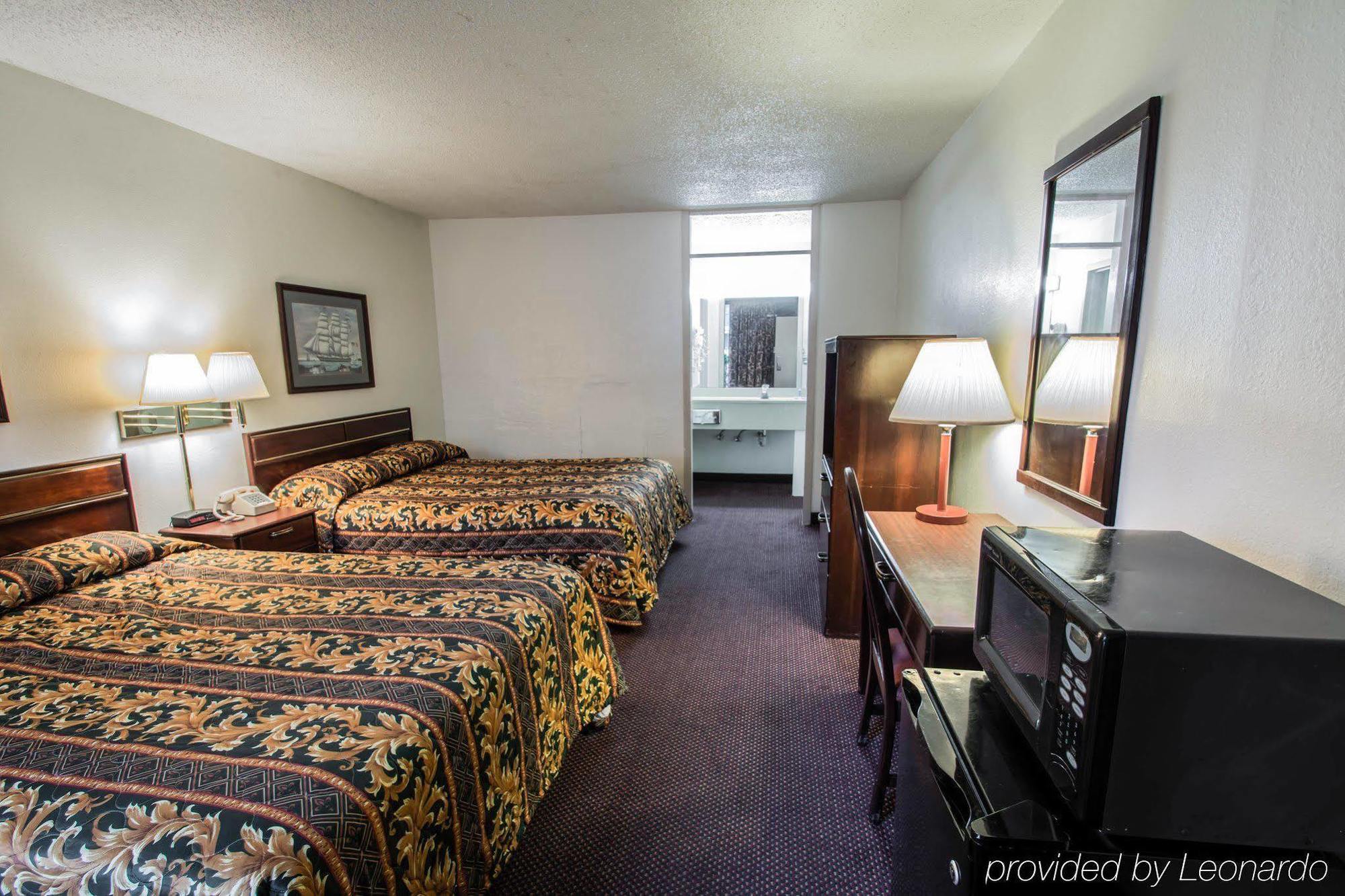 Rodeway Inn & Conference Center ออเรนจ์พาร์ค ภายนอก รูปภาพ